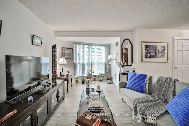 Additional image 9 of 23 Lorraine Dr Unit 315