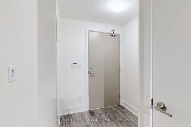 Additional image 5 of 188 Fairview Mall Dr Unit 2006