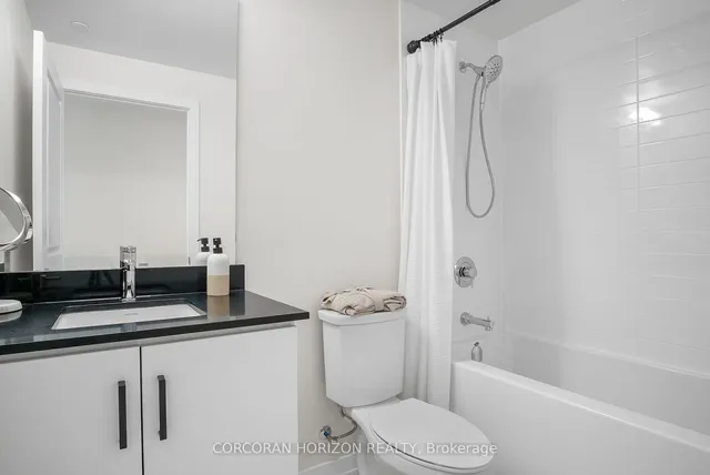 Additional image 27 of 55 Duke St Unit 421