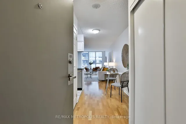 Additional image 10 of 230 Queens Quay Unit 820