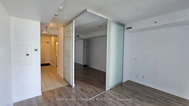 Additional image 15 of 60 Annie Craig Dr Unit 407