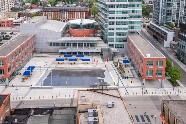 Additional image 21 of 60 Charles St Unit 1601