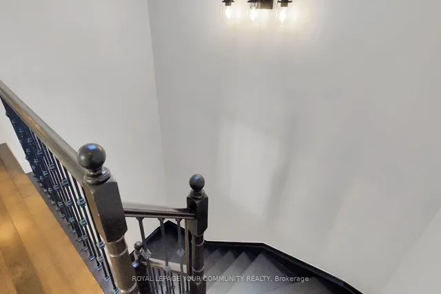 Additional image 16 of 76A Amsterdam Ave