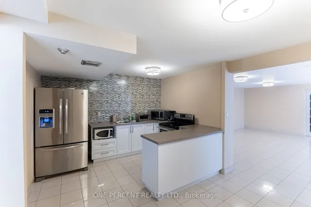 Additional image 25 of 2 Glamorgan Ave Unit 1106