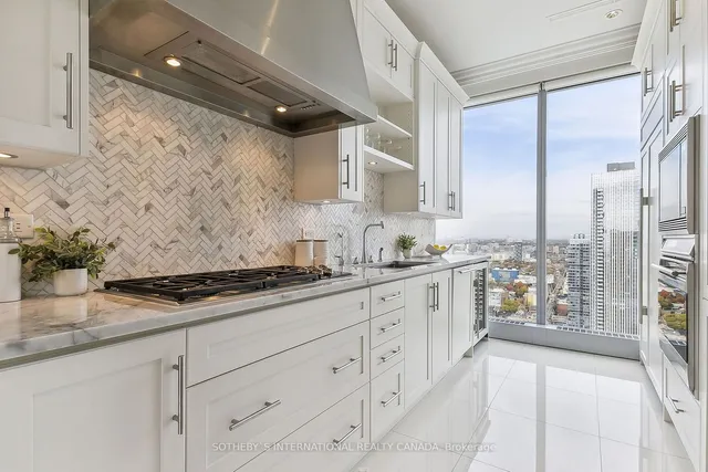 Additional image 24 of 183 Wellington St Unit 3802