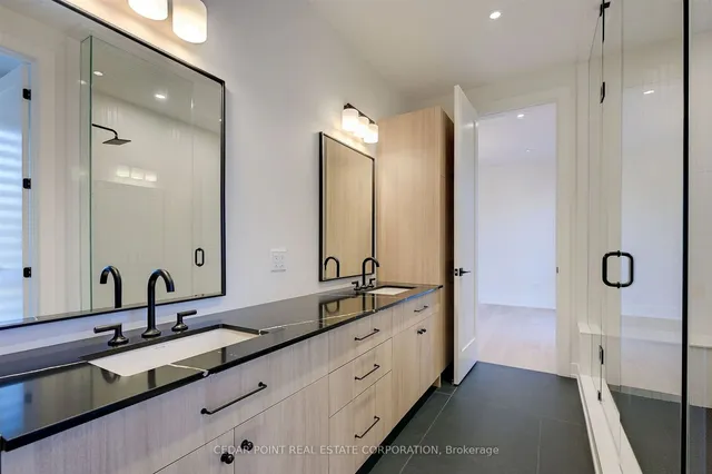 Additional image 26 of 15 Drury Lane