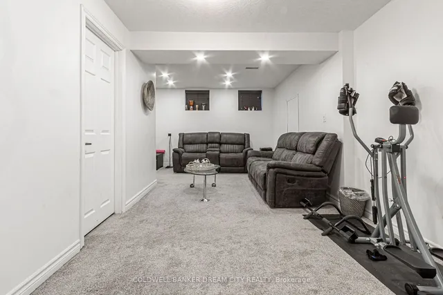 Additional image 28 of 250 Apple Hill Cres