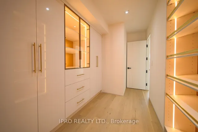 Additional image 26 of 2970B Bayview Ave