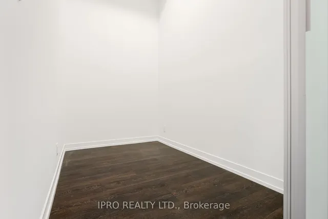 Additional image 19 of 2020 Bathurst St Unit 220