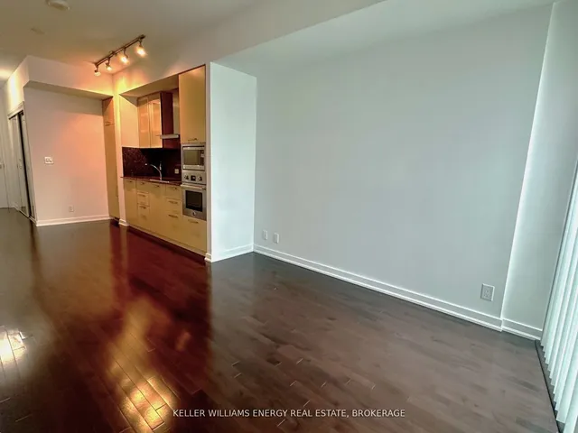 Additional image 10 of 12 York St Unit 1409