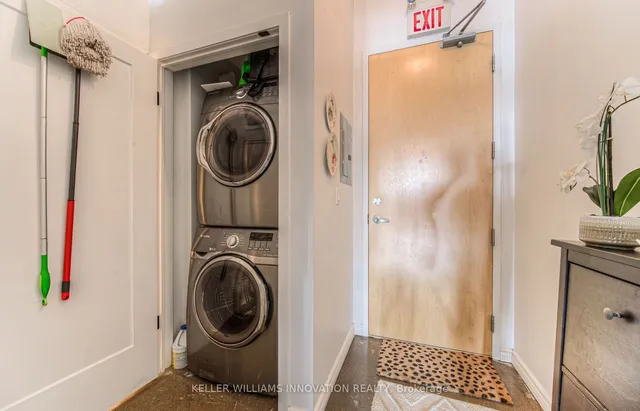 Additional image 15 of 404 King Street West St Unit 306