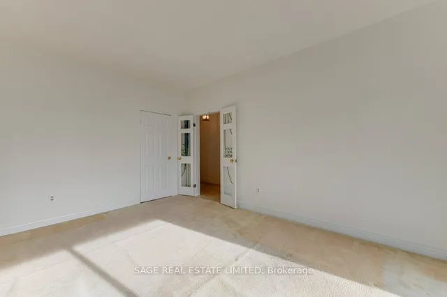 Additional image 4 of 86 Gloucester St Unit 805