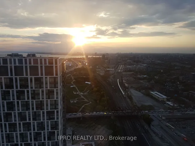 Additional image 22 of 21 Iceboat Terr Unit 4809