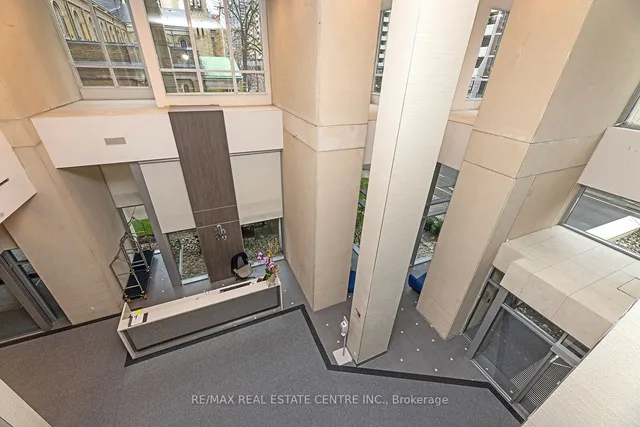 Additional image 33 of 500 Sherbourne St Unit 1301