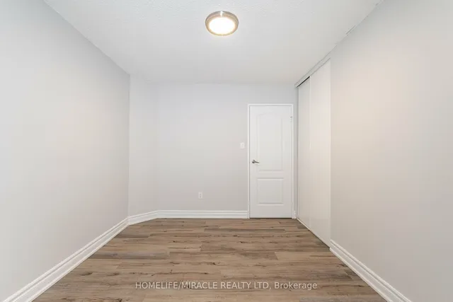 Additional image 27 of 236 Albion Rd Unit 1403