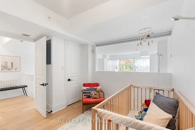 Additional image 19 of 437 Roncesvalles Ave Unit 219