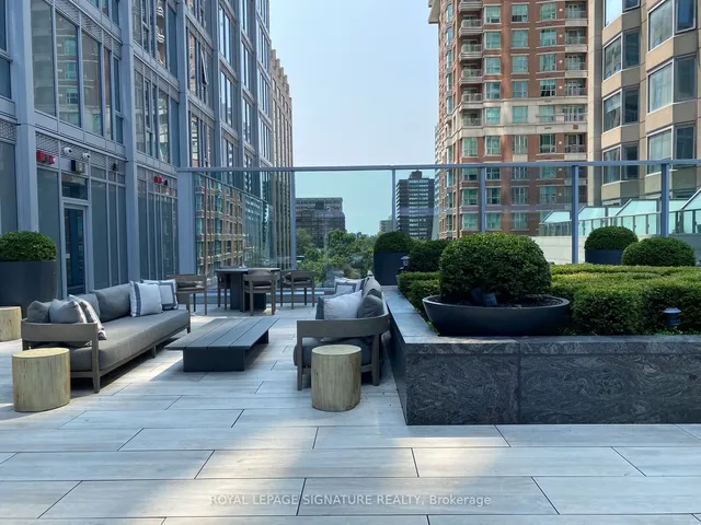 Additional image 32 of 188 Cumberland St Unit 1801