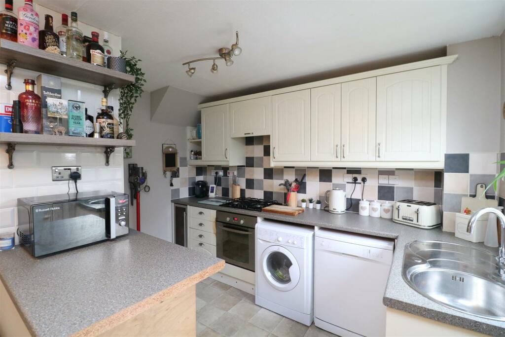 Additional image 4 of Rocher Close, Westbury