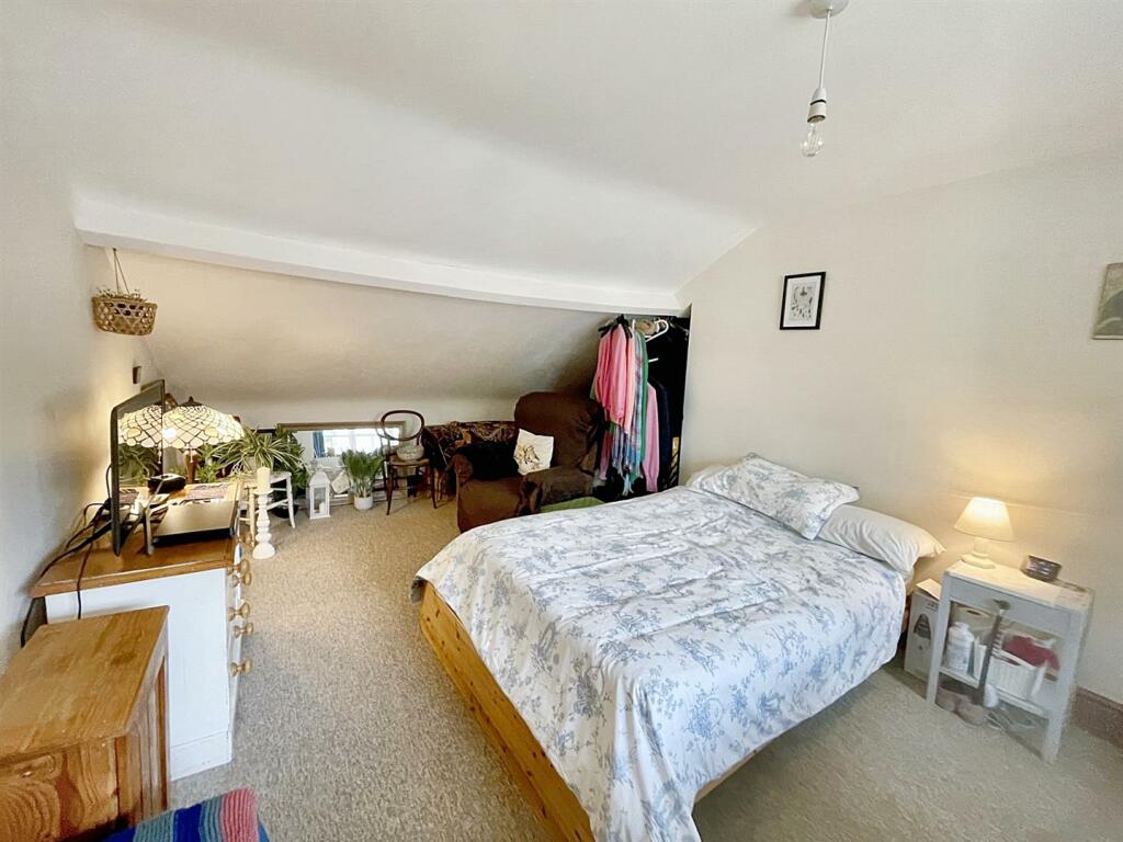 Additional image 8 of Manor Road, Mere, Warminster