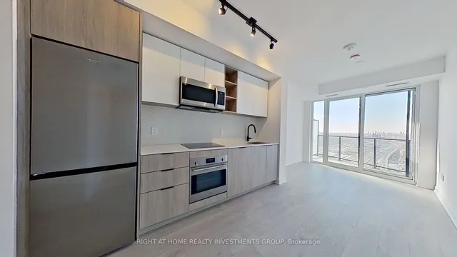 Additional image 4 of 36 Zorra St Unit 3211