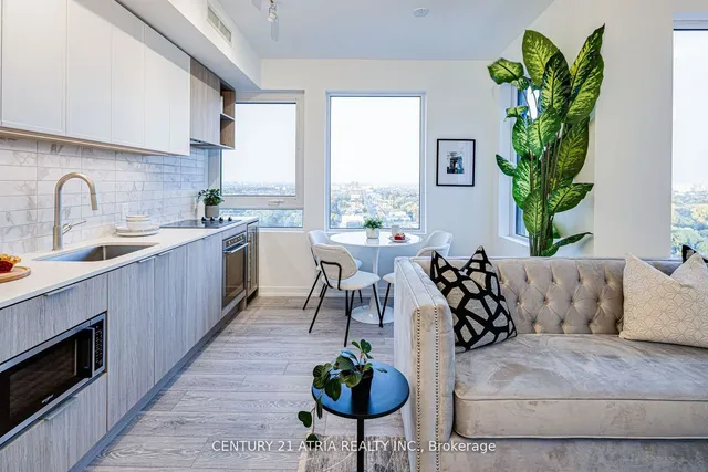 Additional image 4 of 2020 Bathurst St Unit 1806