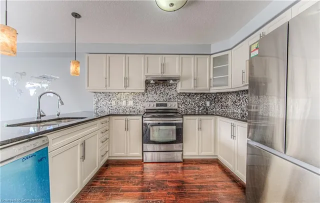 Additional image 25 of 35 Sassafras St