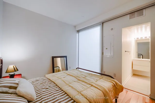 Additional image 14 of 1331 Gerrard St Unit 2