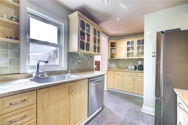 Additional image 33 of 93 Stirling Ave