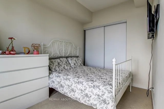 Additional image 8 of 105 The Queens Way Unit 1508