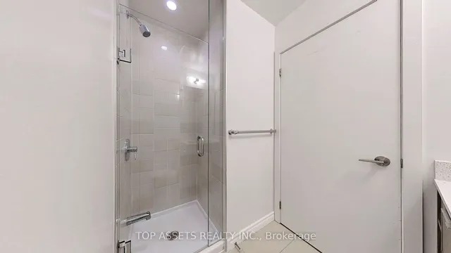 Additional image 25 of 52 Forest Manor Rd Unit 608