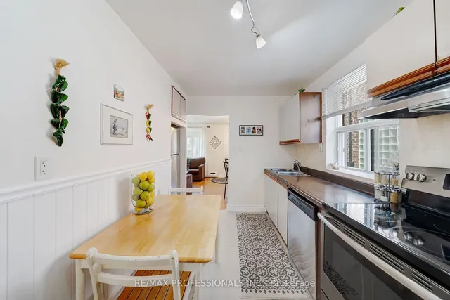 Additional image 8 of 9 Thirteenth St