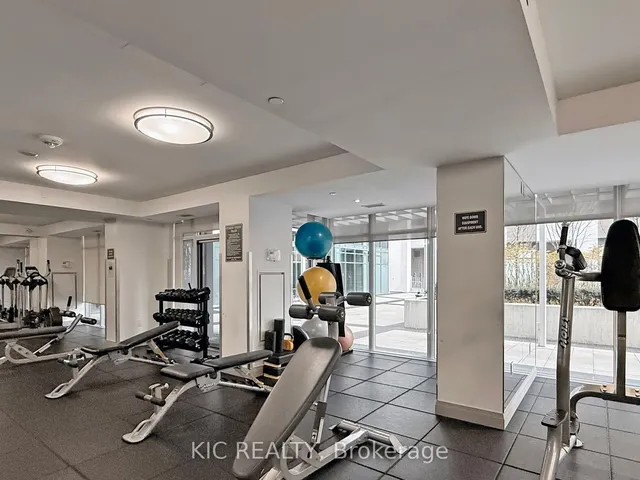 Additional image 35 of 400 Adelaide St Unit 107