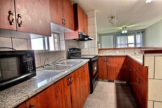 Additional image 3 of 491 Aberdeen Ave