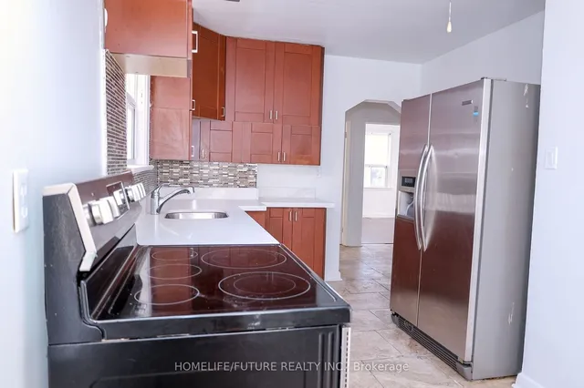 Additional image 12 of 124 North Woodrow Blvd