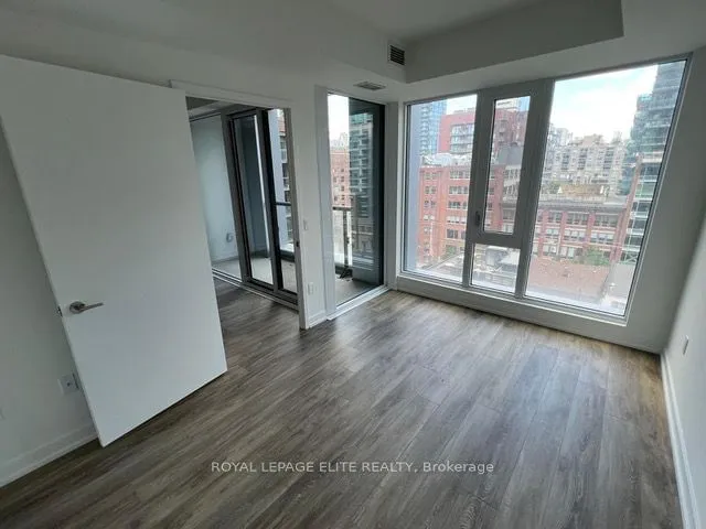 Additional image 19 of 158 Front St Unit 810