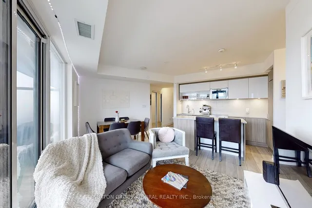 Additional image 10 of 159 Wellesley St Unit 3101