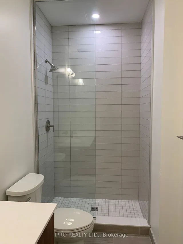 Additional image 10 of 15 Wellington St Unit 211