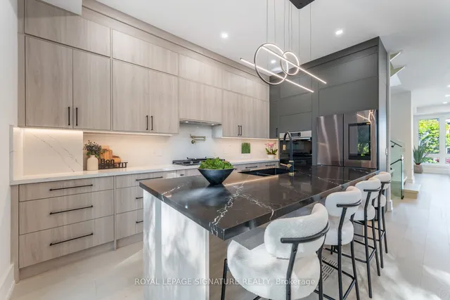 Additional image 18 of 5 Holborne Ave