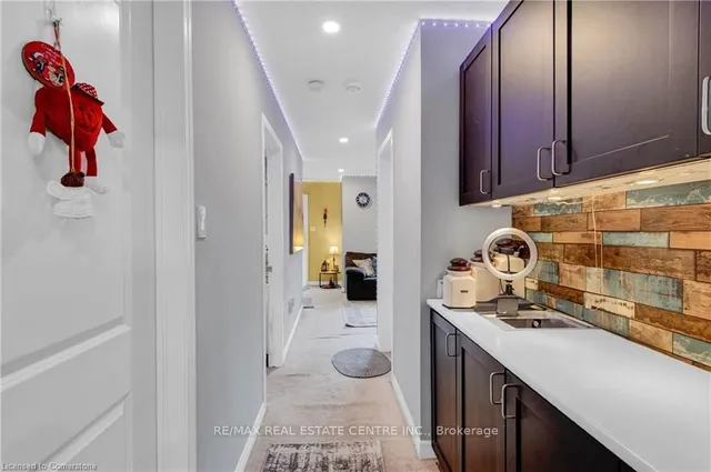 Additional image 11 of 206 Amand Dr