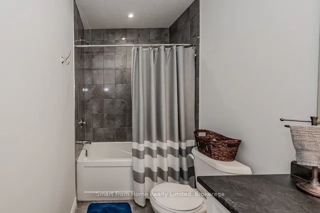 Additional image 21 of 87 Hollybrook Tr