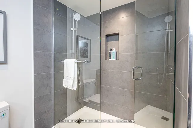 Additional image 30 of 65 Harbour Sq Unit 1401