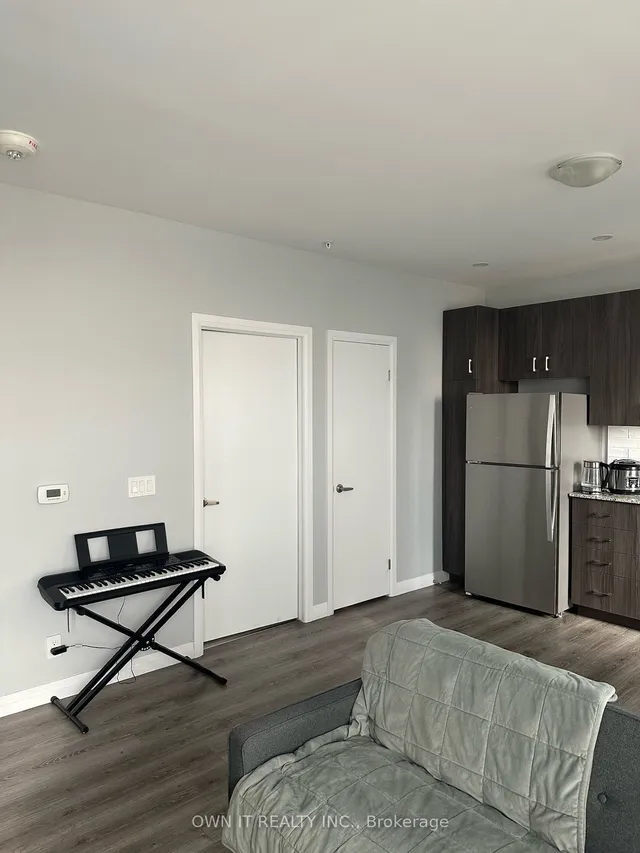 Additional image 2 of 104 Garment St