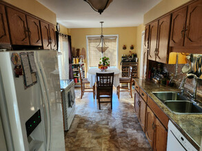 Additional image 4 of 1135 Iroquois Crescent