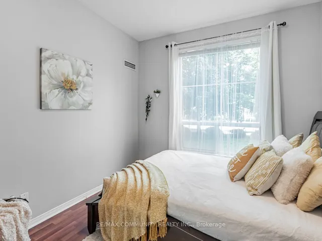 Additional image 17 of 8 Rosebank Dr Unit A