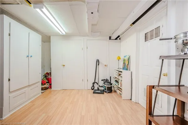 Additional image 18 of 26 Reid Manor