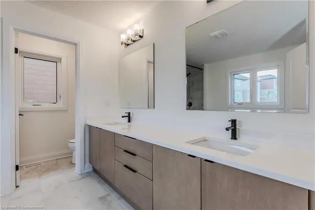 Additional image 17 of 14 Carina St