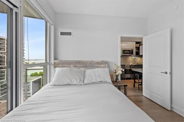 Additional image 3 of 33 Shore Breeze Dr Unit 1105