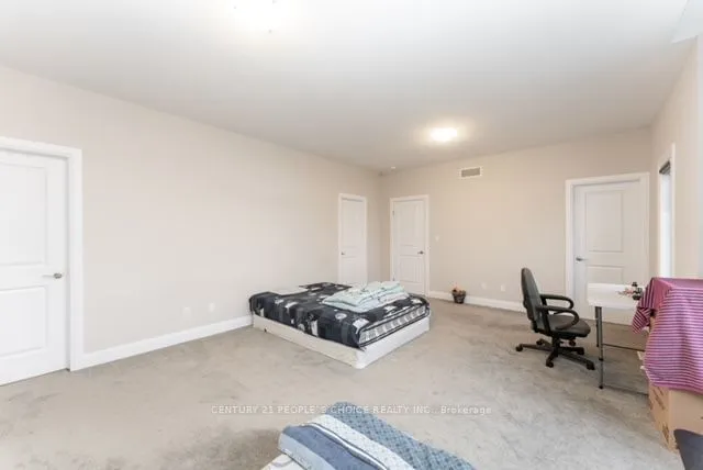 Additional image 31 of 681 Thomas Slee Dr