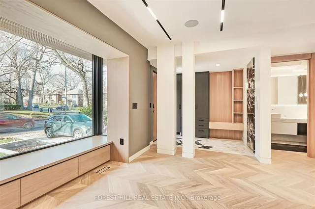 Additional image 6 of 127 Welland Ave