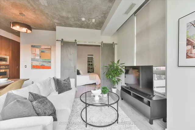 Additional image 10 of 23 Brant St Unit 305